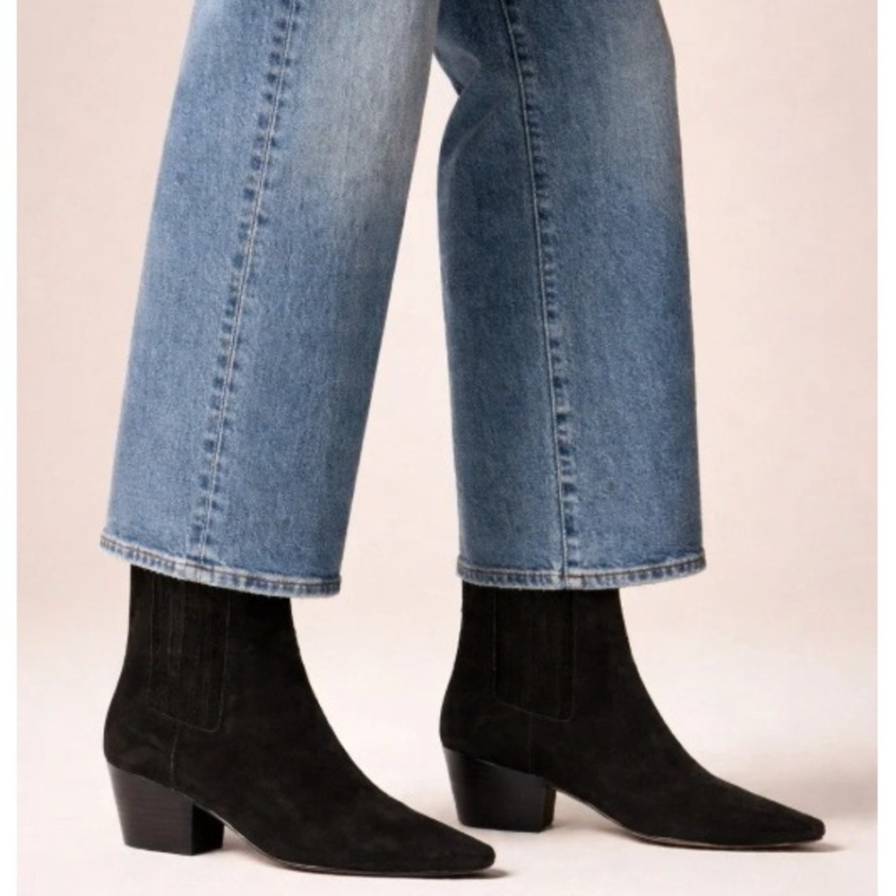 J.Crew Piper Black Suede Pointed Toe Chelsea Ankle Booties Pull On Boots 6.5